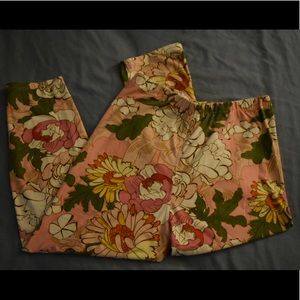 💎💎💎 3/$20 Agnes and Dora leggings